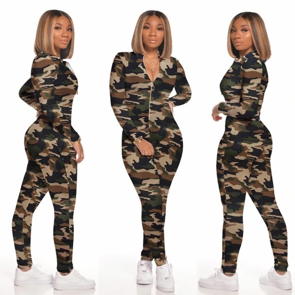 💖💖VIXXEN SEXIE ARMY SLEEP ONESIE💖💖 - Picture 1 of 2